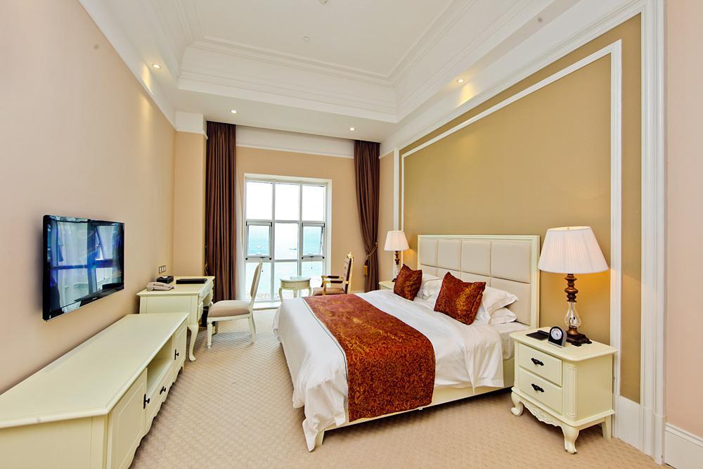 Blue Sky Hotel Yantai Habitación foto