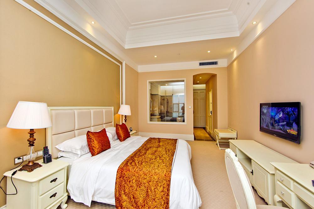 Blue Sky Hotel Yantai Habitación foto